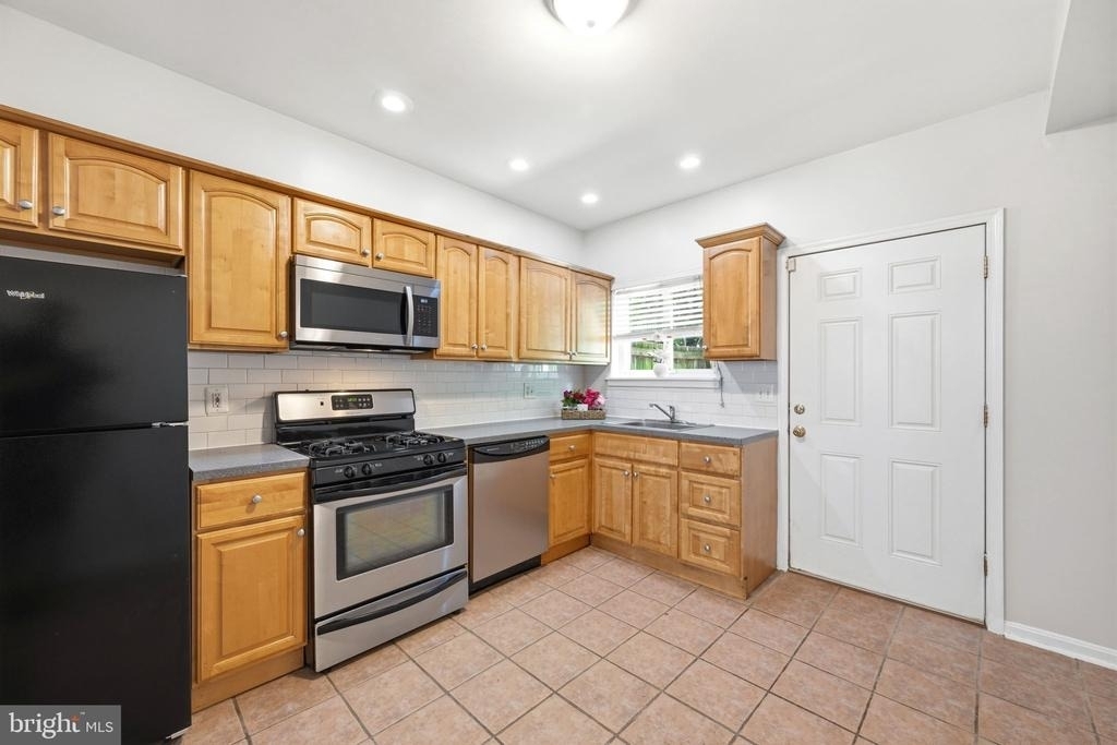 928 N Bambrey Street - Photo 7