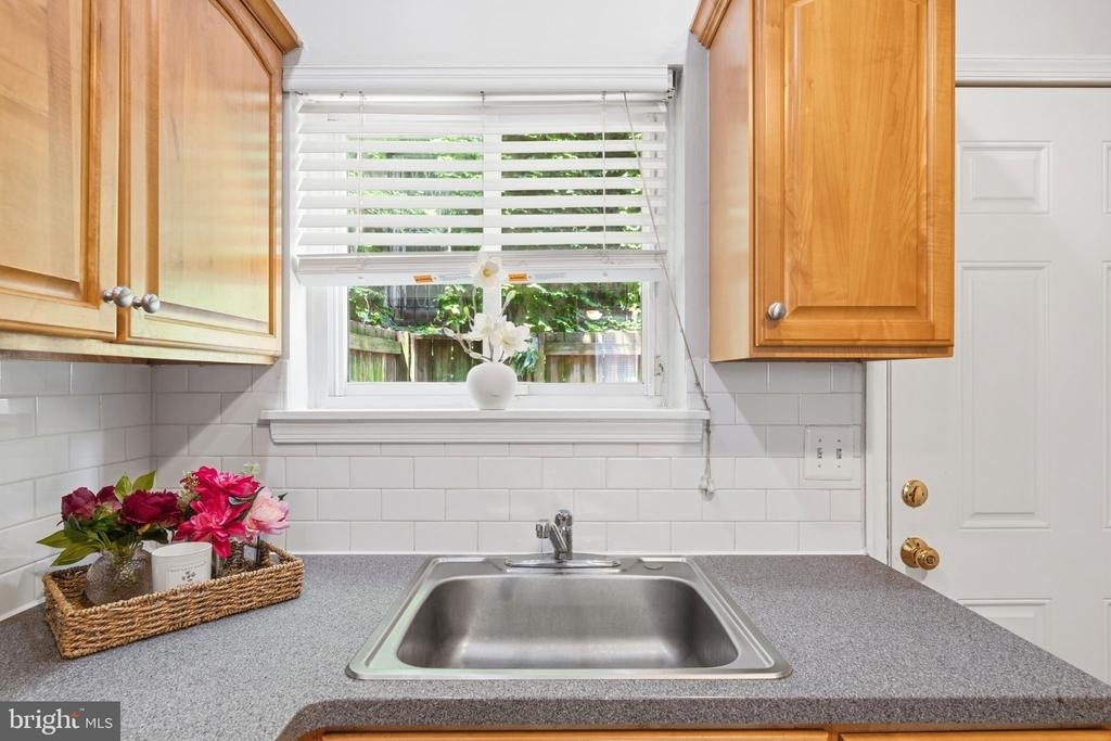 928 N Bambrey Street - Photo 10