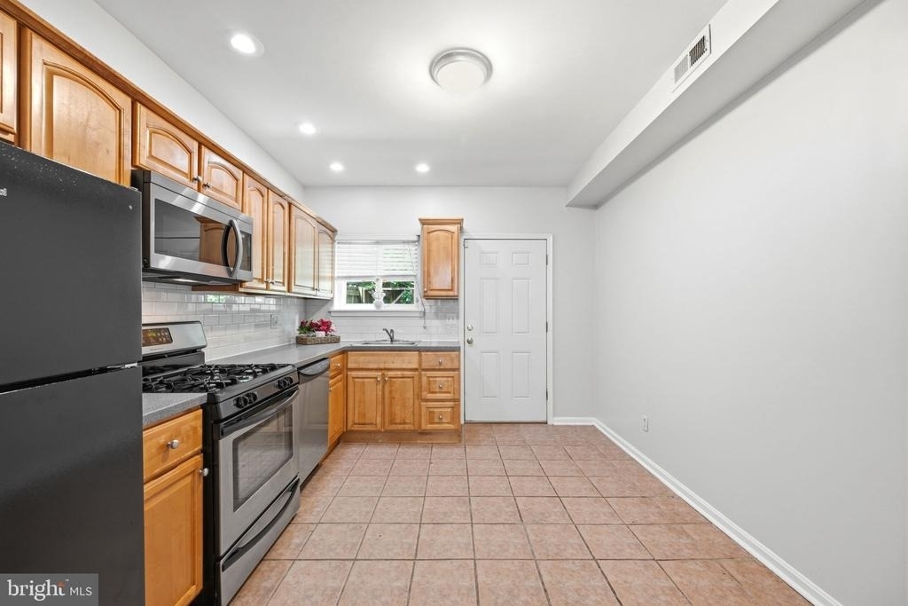 928 N Bambrey Street - Photo 6