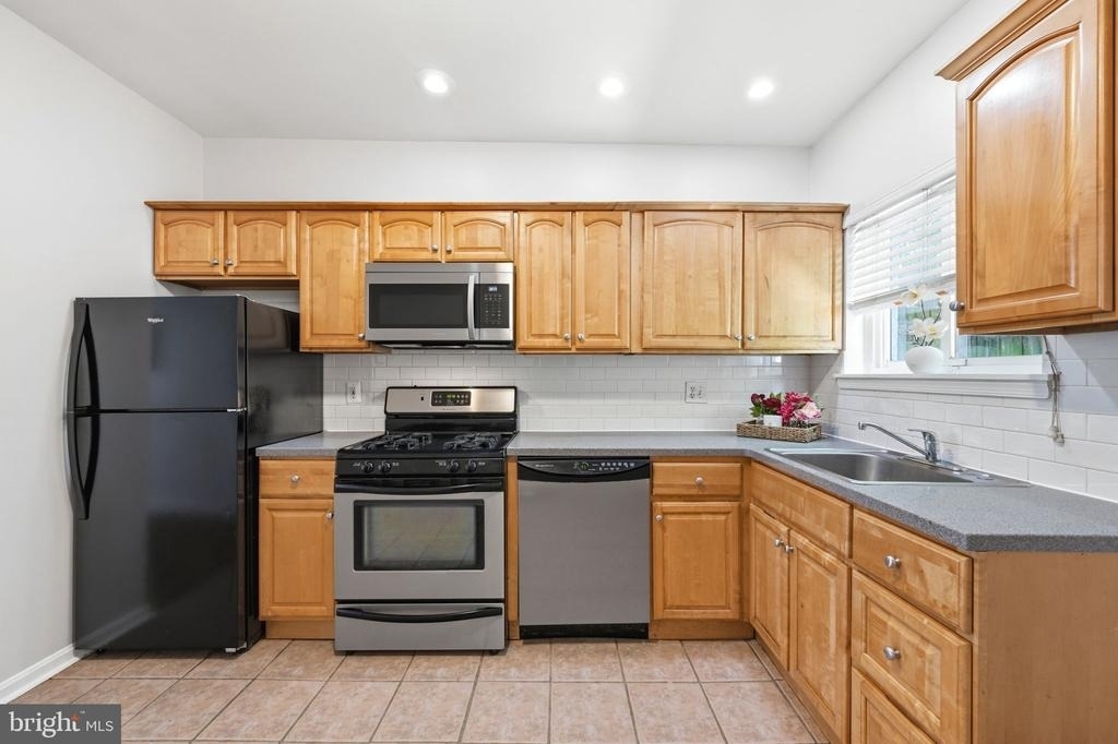 928 N Bambrey Street - Photo 8