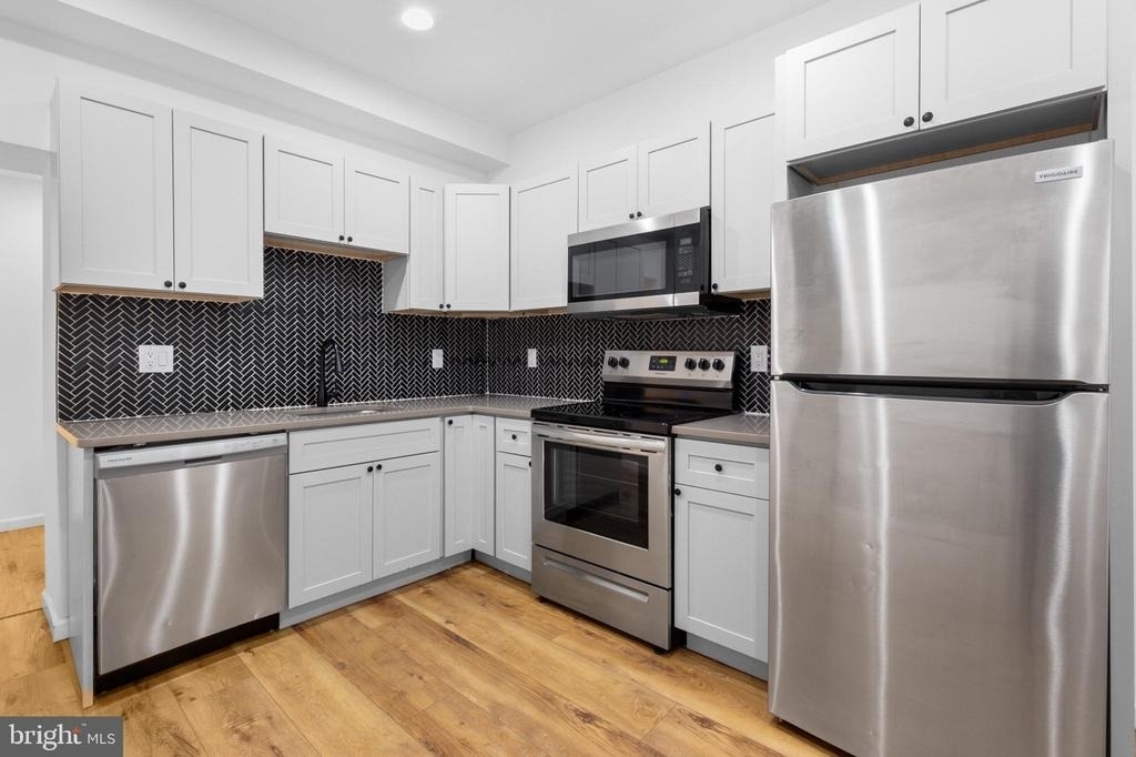 2516 W Master Street - Photo 5