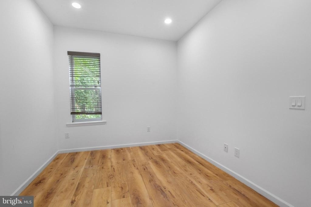 2516 W Master Street - Photo 21