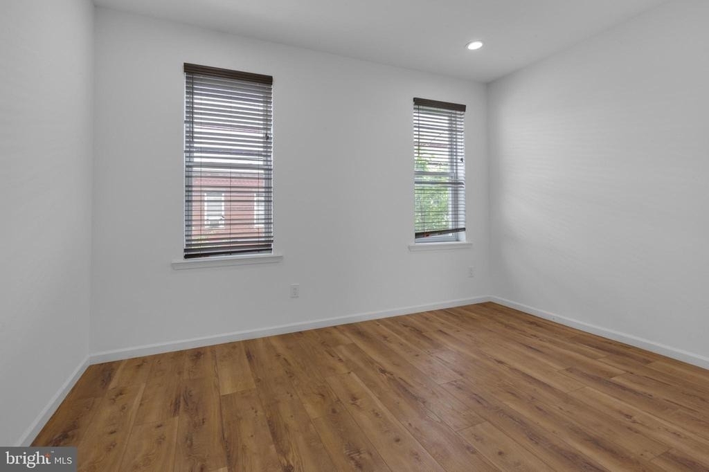 2516 W Master Street - Photo 23