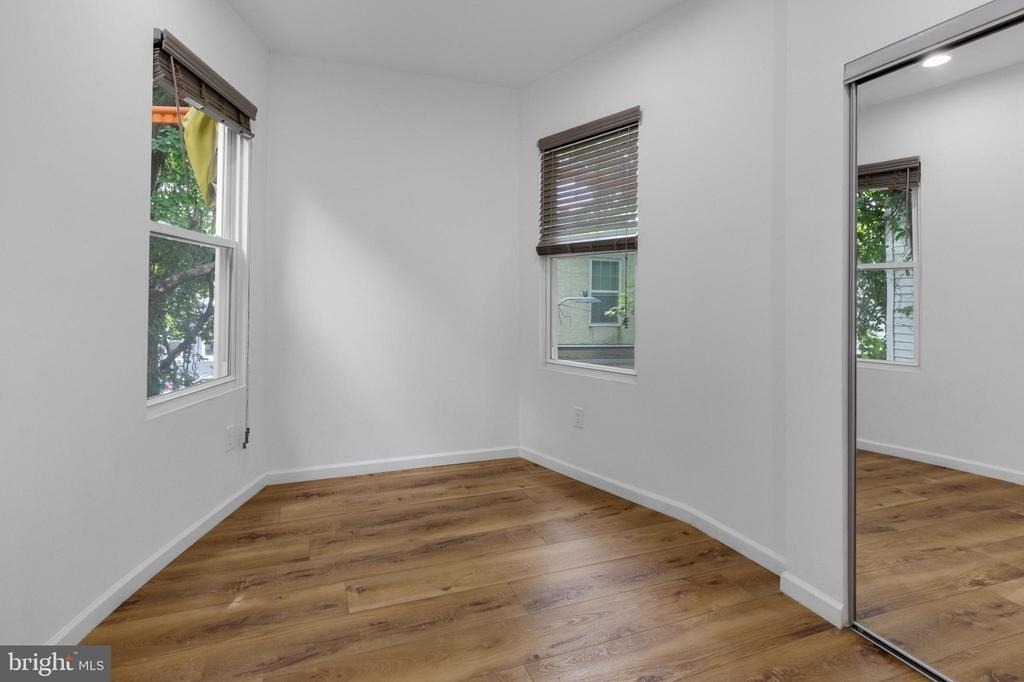 2516 W Master Street - Photo 17