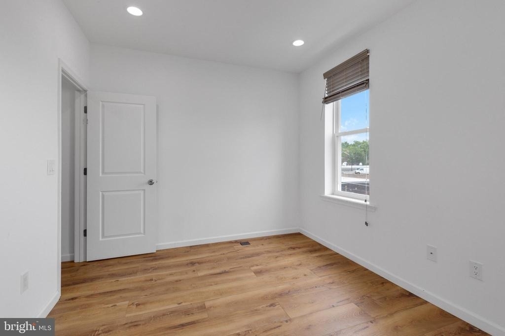 2516 W Master Street - Photo 34