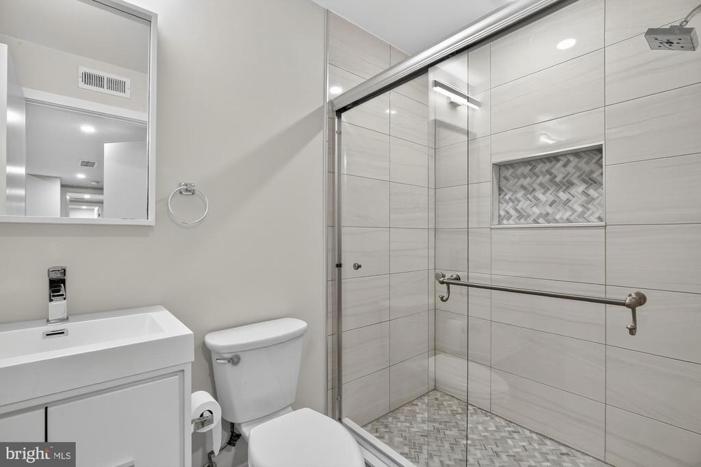 1702 Point Breeze Avenue - Photo 13