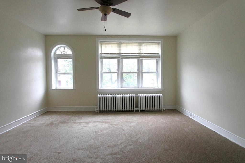 13-15 E Upsal Street - Photo 13
