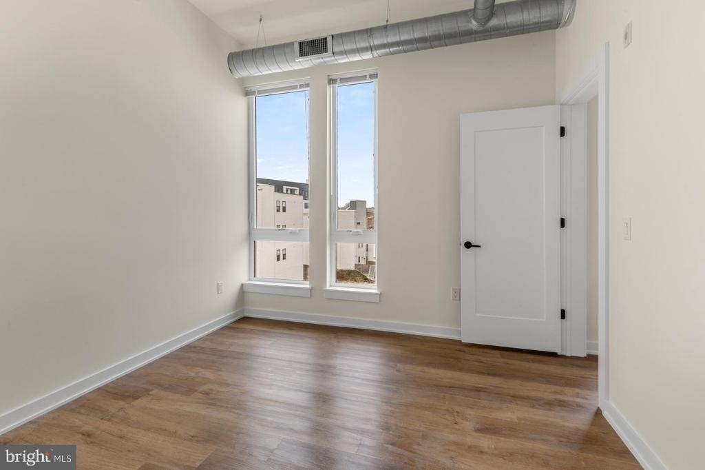 2401 Frankford Avenue - Photo 13