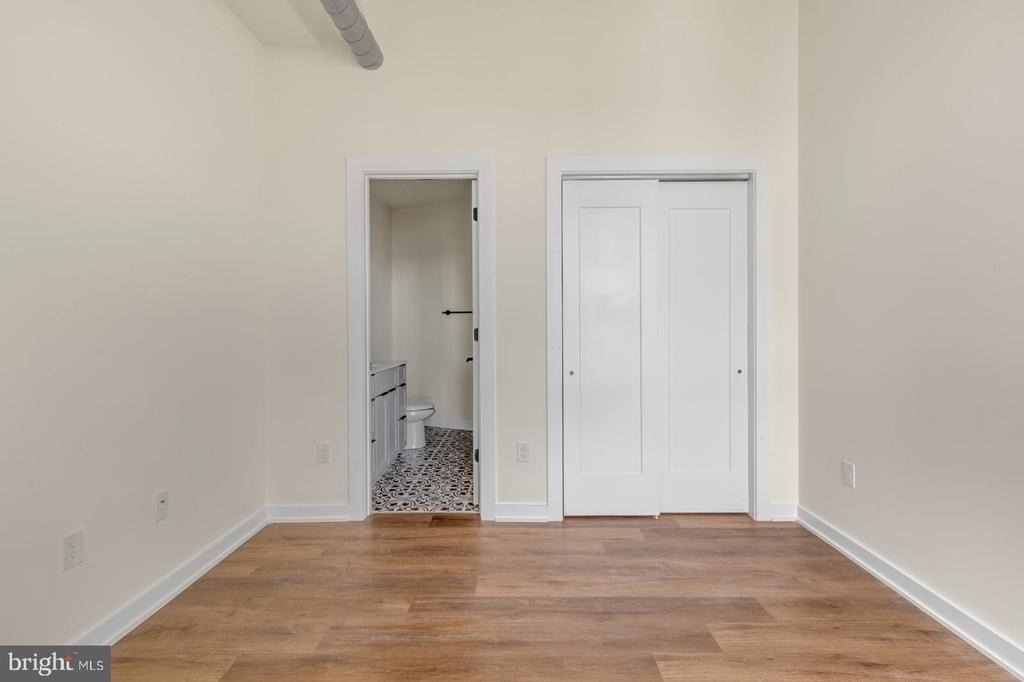 2401 Frankford Avenue - Photo 10