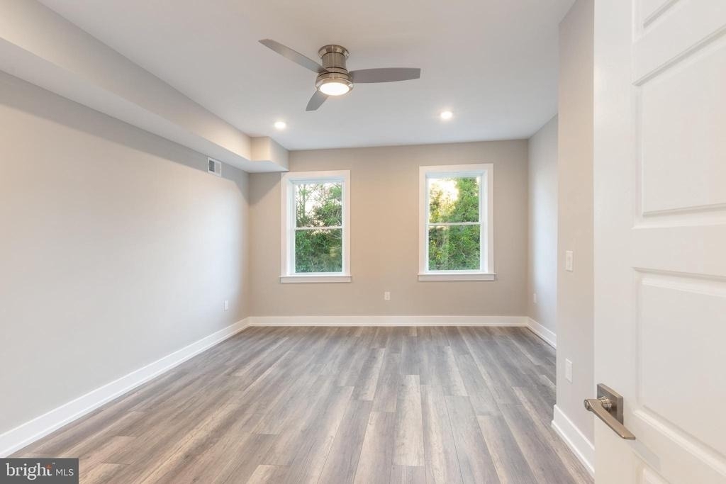 2040 N 19th Street - Photo 3