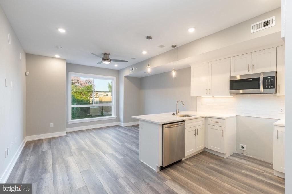 2040 N 19th Street - Photo 8
