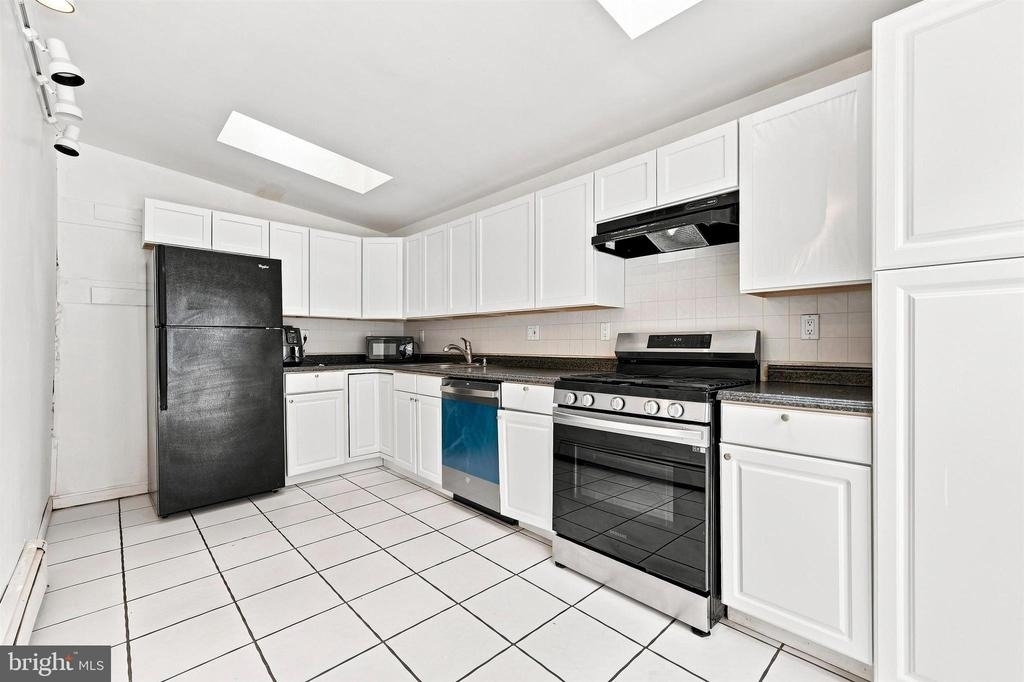 134 Shurs Lane - Photo 6