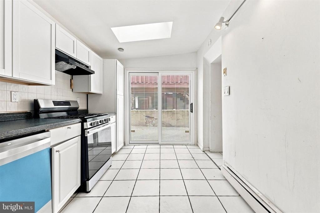 134 Shurs Lane - Photo 7