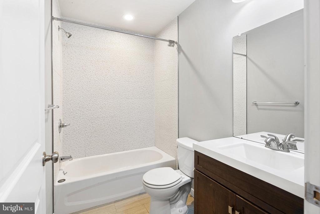 616 S 4th Street - Photo 9
