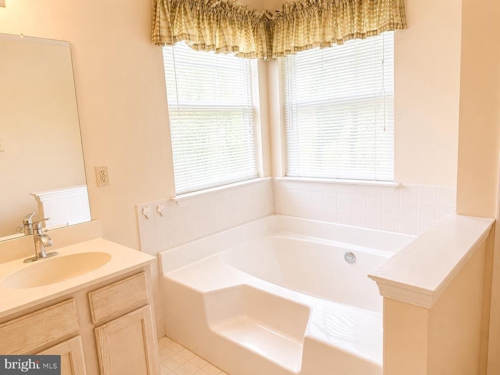 4037 Runnymead Drive - Photo 17