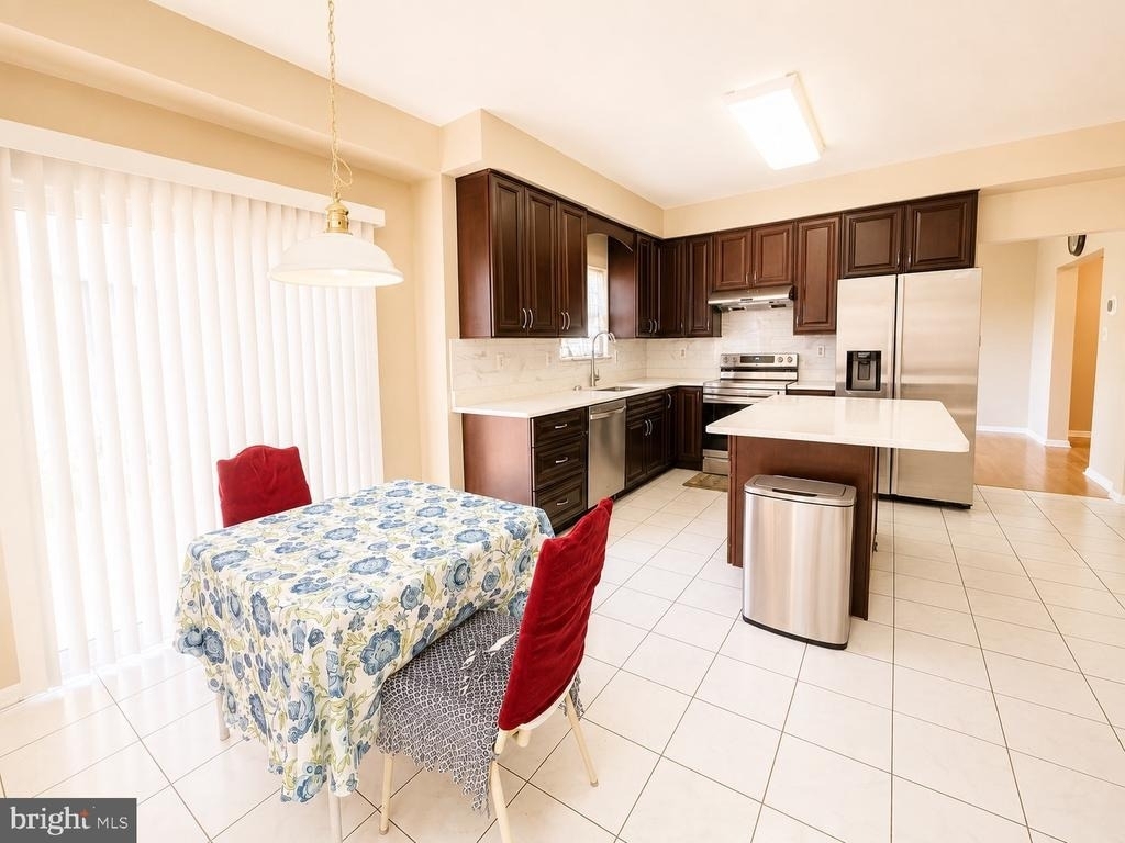 4037 Runnymead Drive - Photo 10