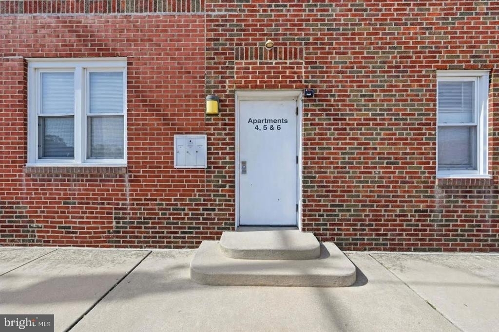 200 Wanamaker Avenue - Photo 14
