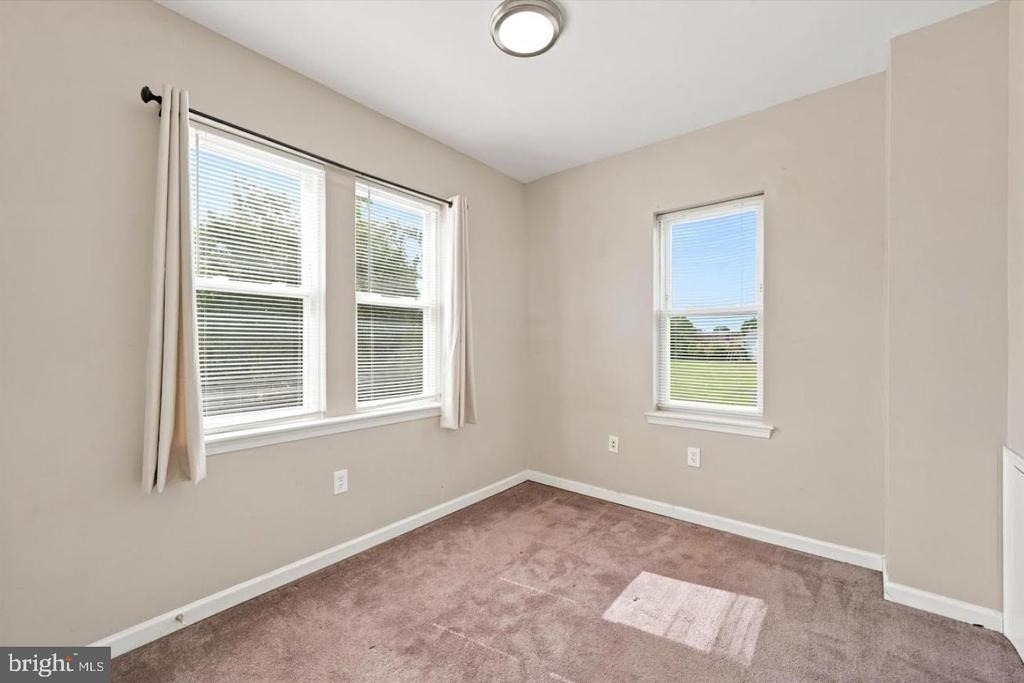 200 Wanamaker Avenue - Photo 11