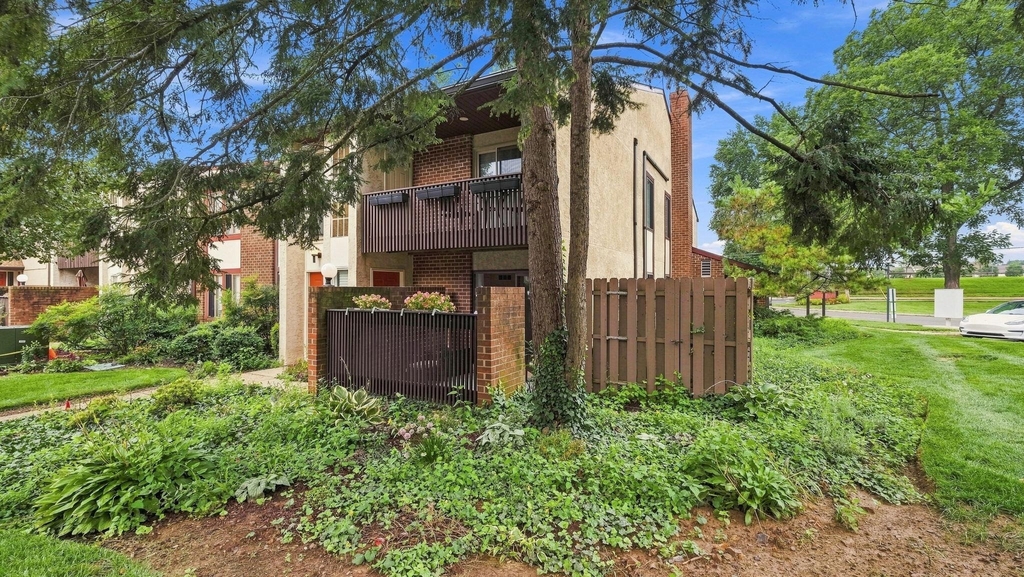 1-4 Aspen Way - Photo 2