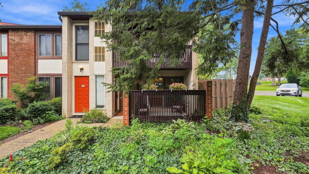 1-4 Aspen Way - Photo 1