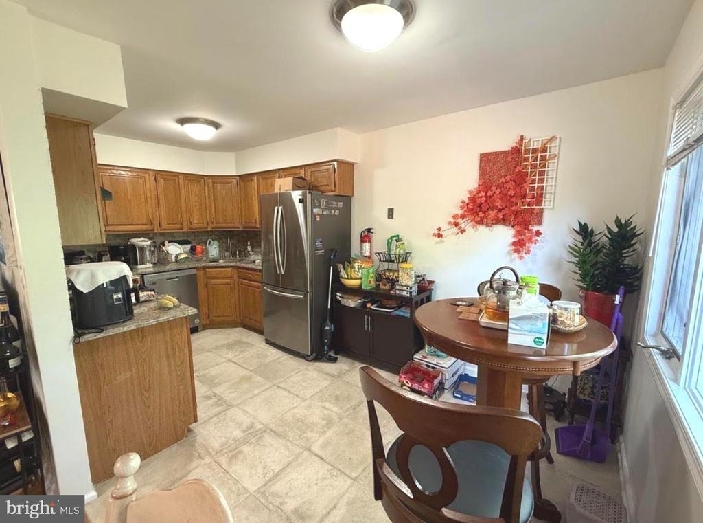 5 Hanover Court - Photo 4