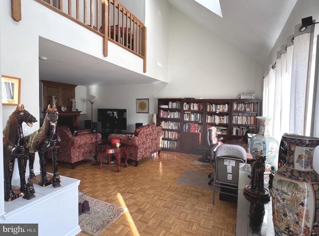 5 Hanover Court - Photo 1