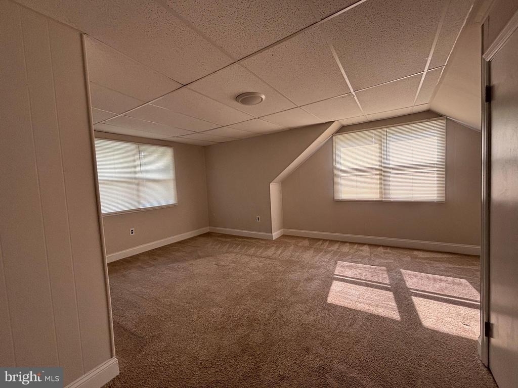 147 Russell Avenue - Photo 24