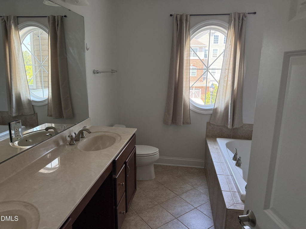 10511 Rosegate Court - Photo 19