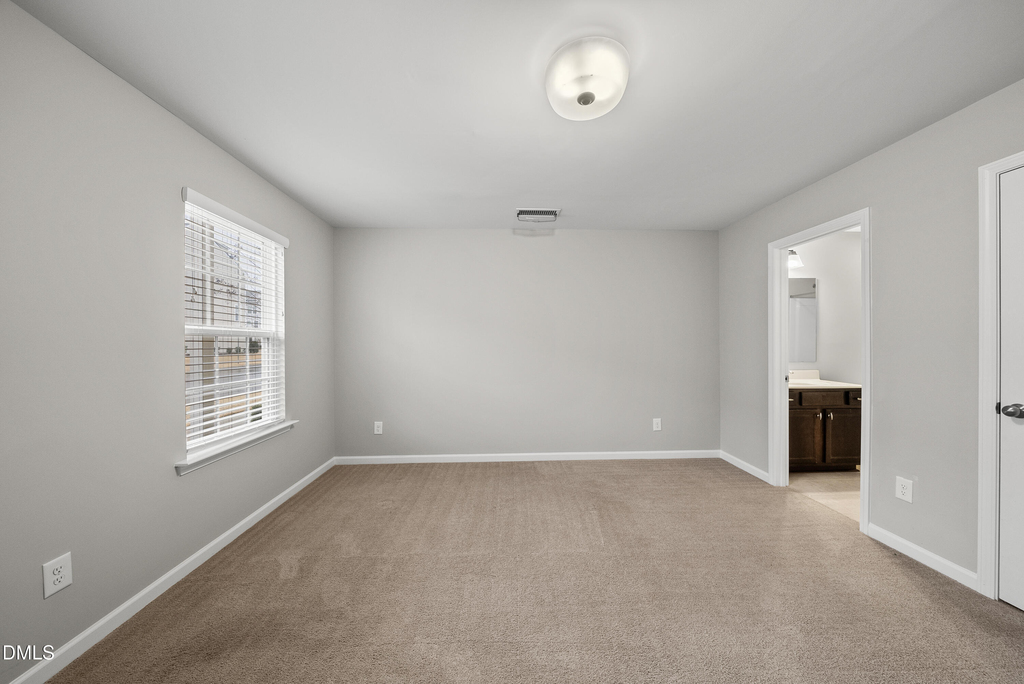 313 Great Northern Station - Photo 5