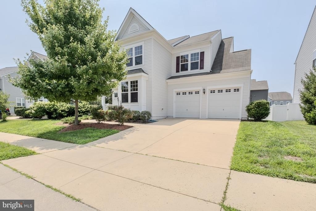 43699 Sweetbay Street - Photo 0