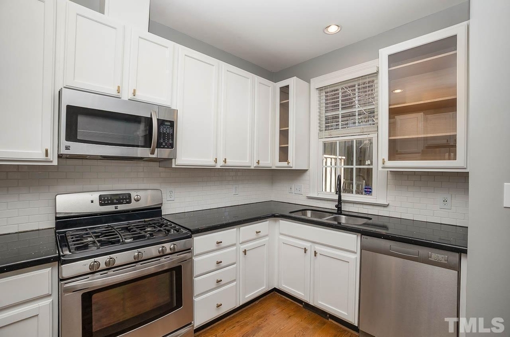130 Fenner Lane - Photo 9