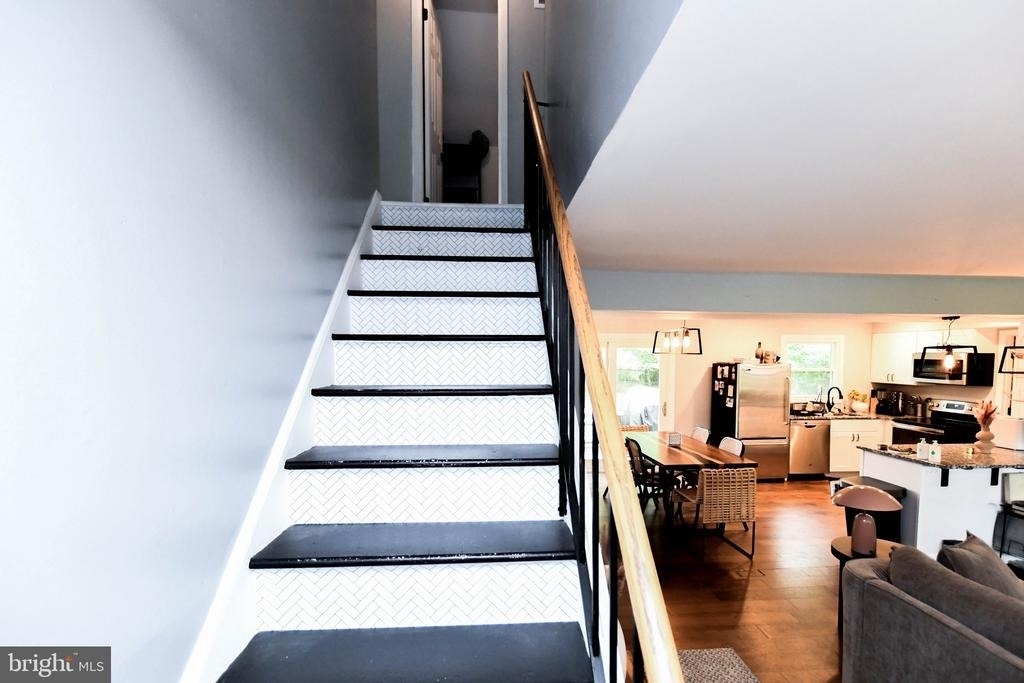 4105 Yardley Court - Photo 38