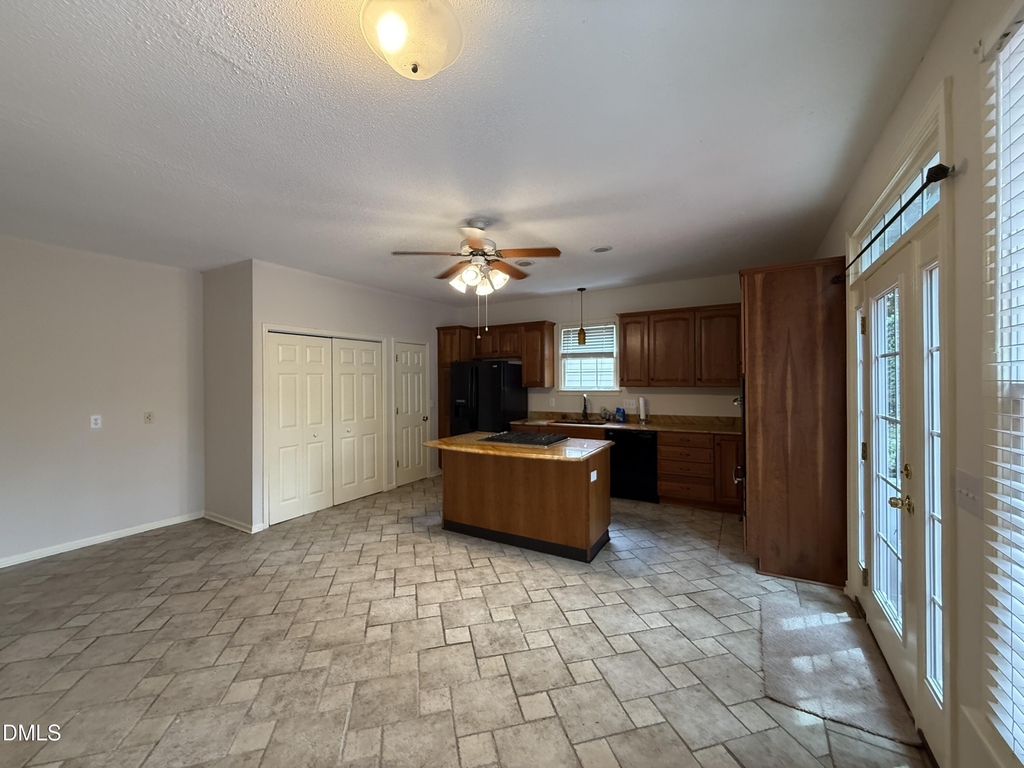 110 Palmer Meadow Court - Photo 7