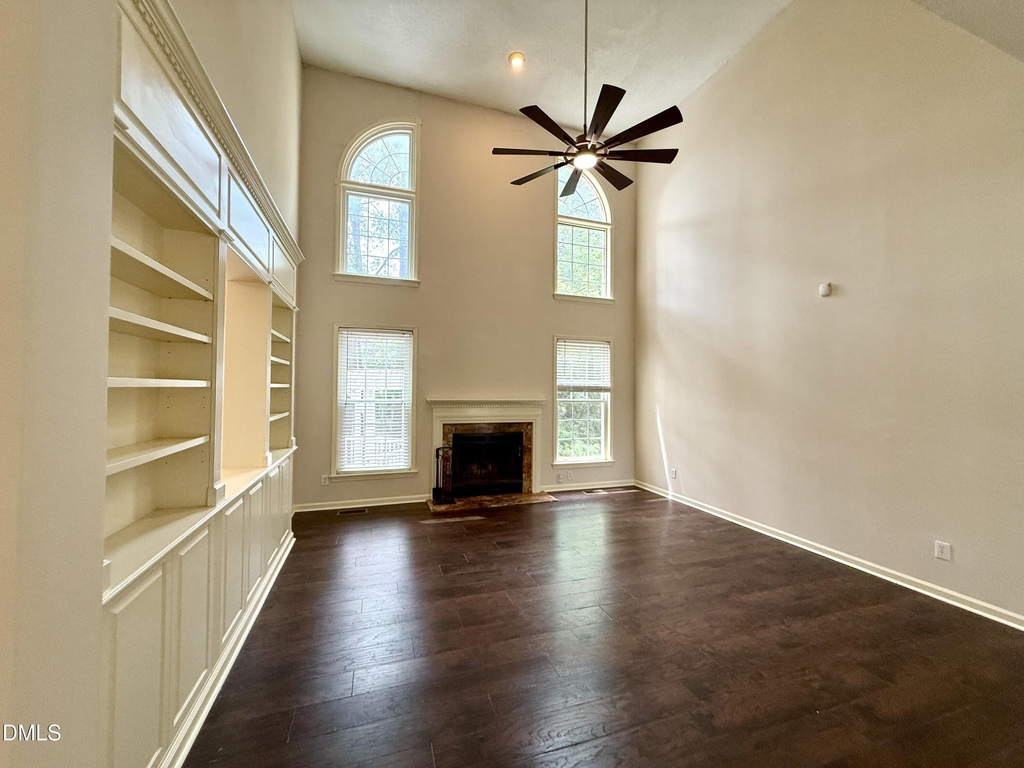 110 Palmer Meadow Court - Photo 10