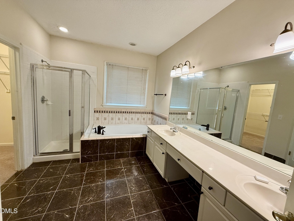 110 Palmer Meadow Court - Photo 13