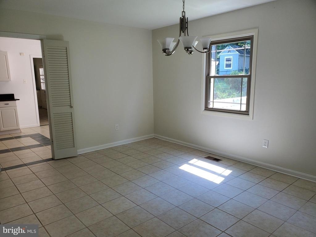 12401 Round Tree Lane - Photo 3