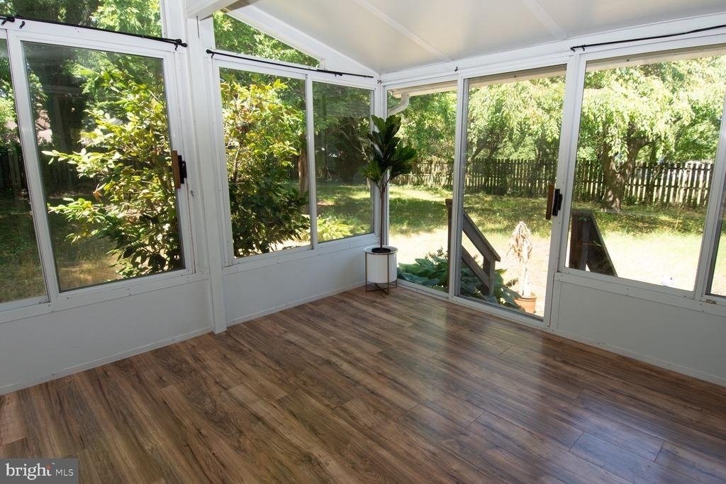 11940 Galaxy Lane - Photo 9