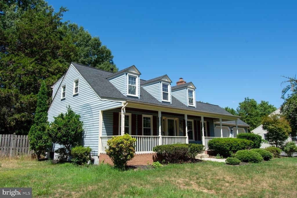 11940 Galaxy Lane - Photo 4