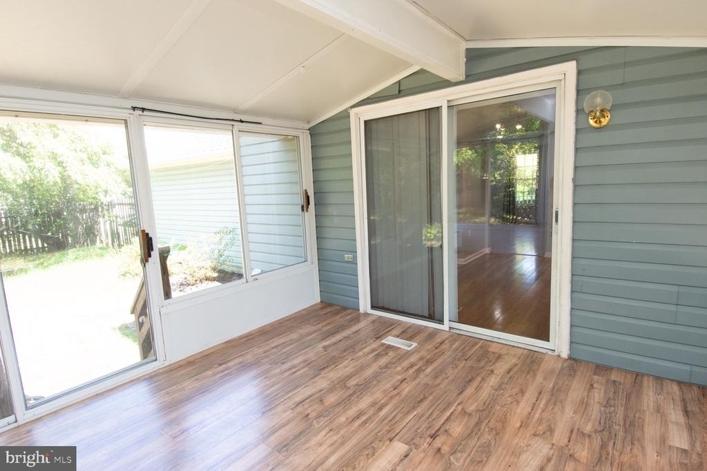 11940 Galaxy Lane - Photo 8