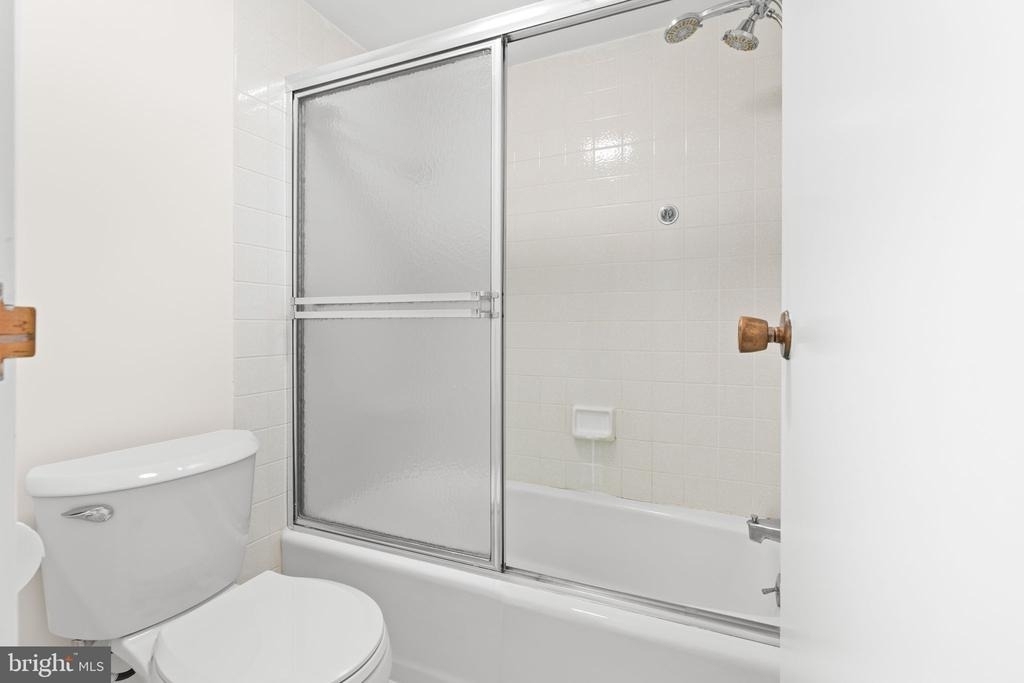 7420 Westlake Terrace - Photo 12