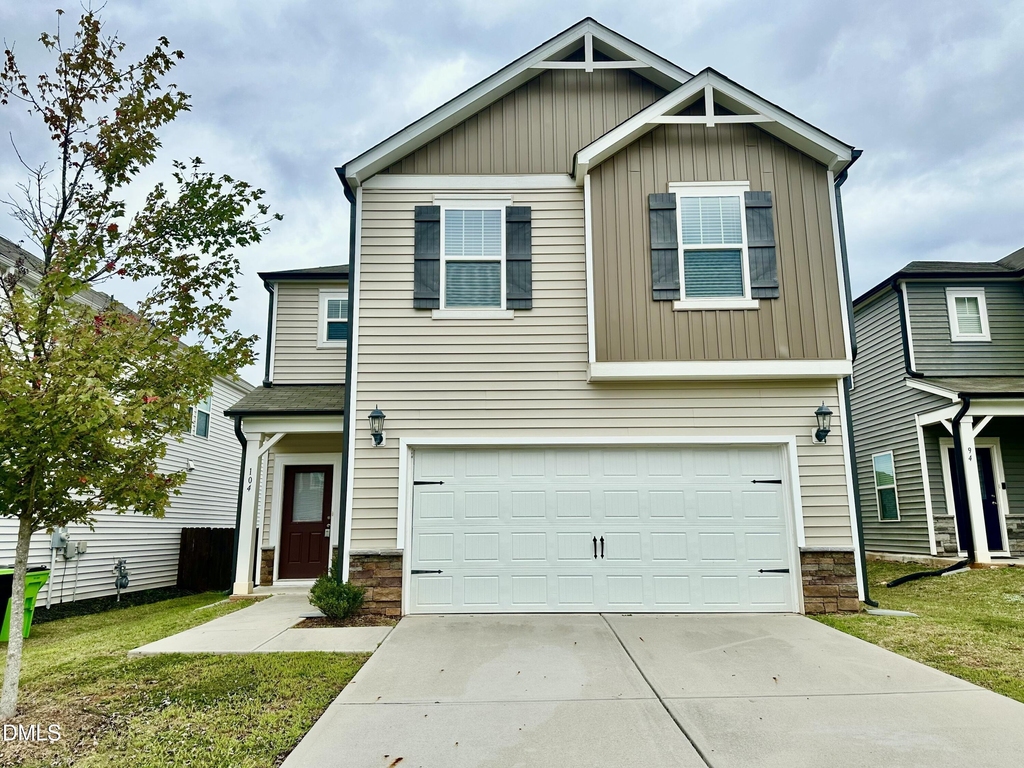 104 Sweet Olive Street - Photo 0