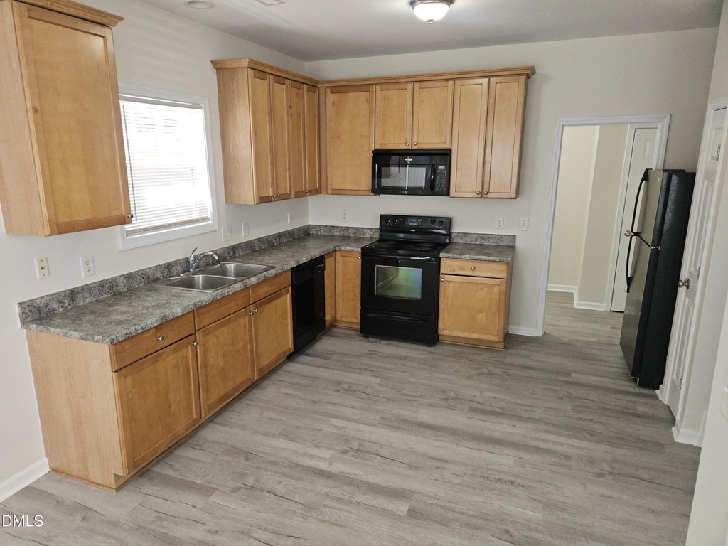 5900 Wynmore Road - Photo 5