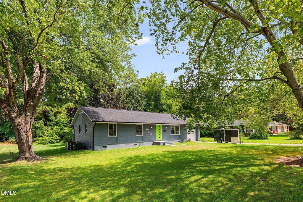 906 Vandora Avenue - Photo 35