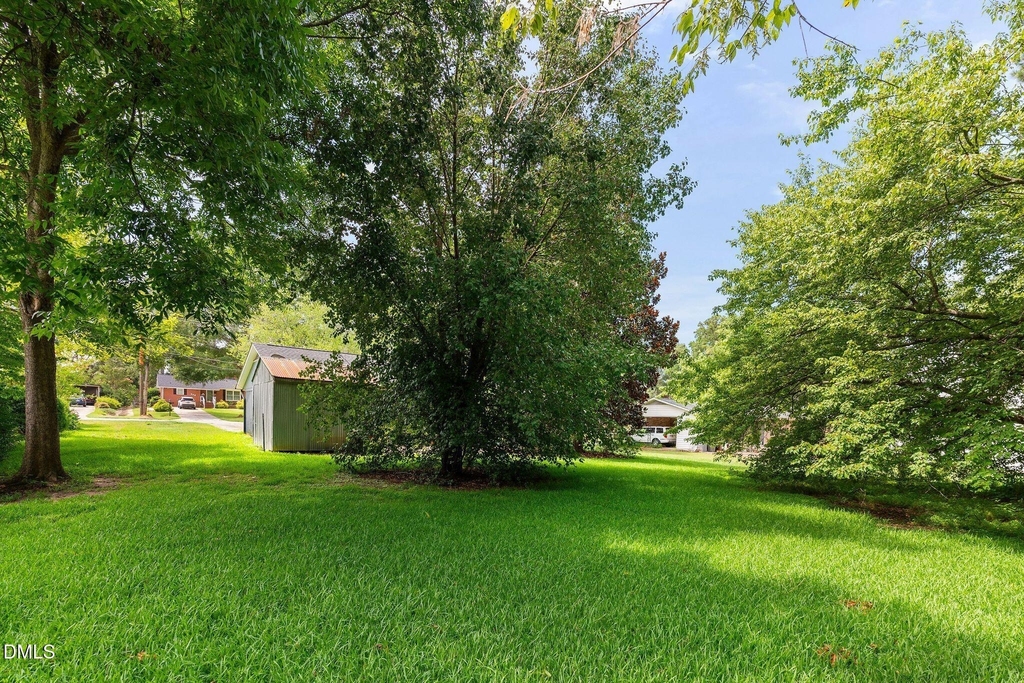 906 Vandora Avenue - Photo 26