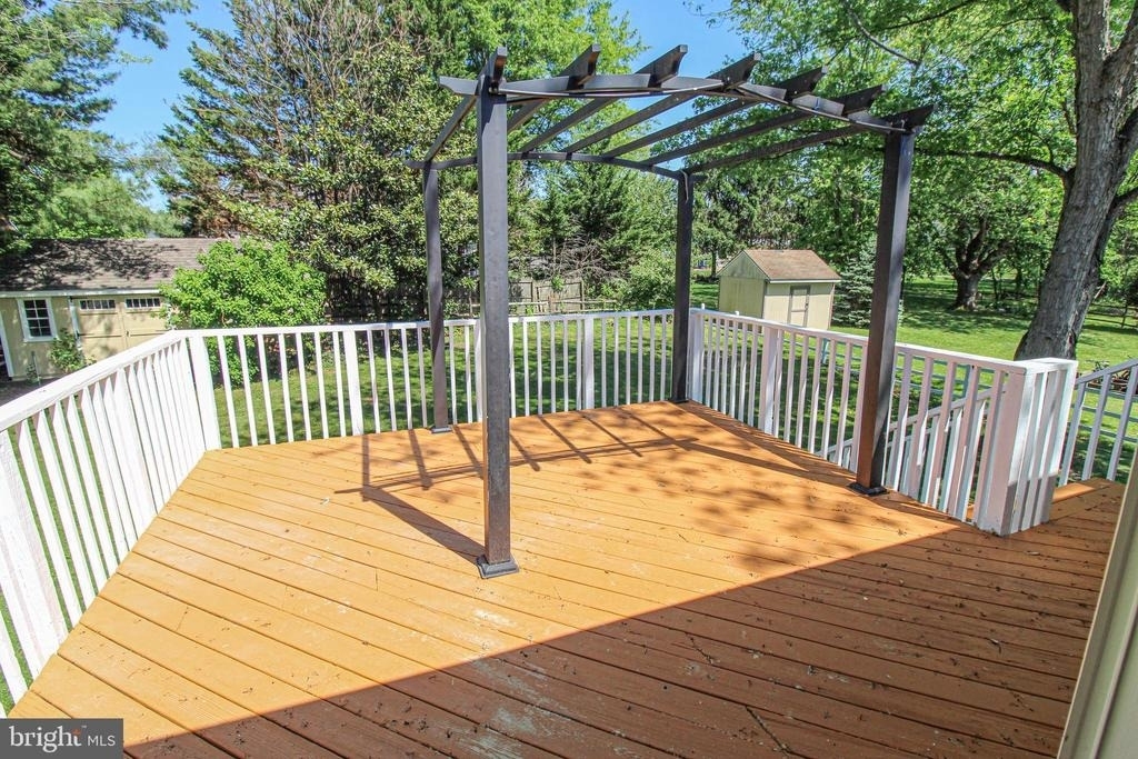 24201 Bush Hill Road - Photo 19