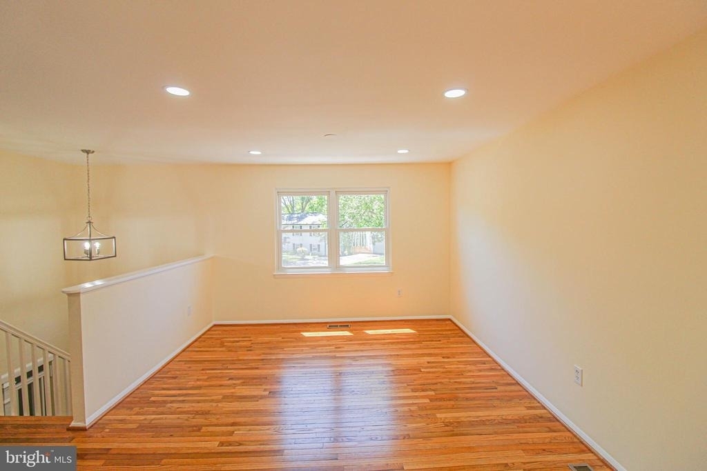 24201 Bush Hill Road - Photo 6