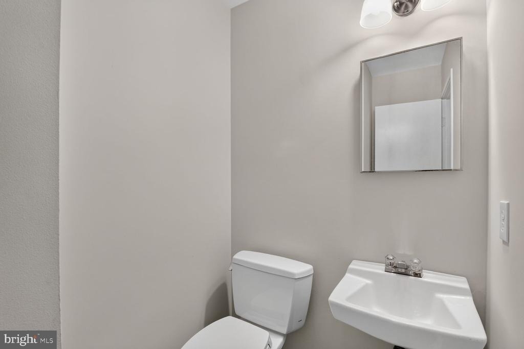 9305 Bathgate Court - Photo 16