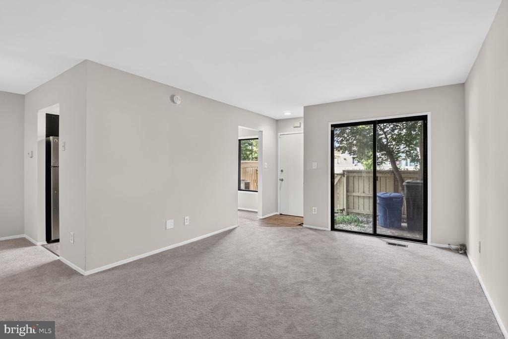 9305 Bathgate Court - Photo 4