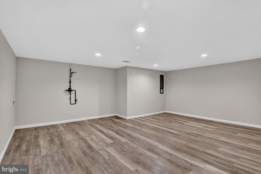9305 Bathgate Court - Photo 6