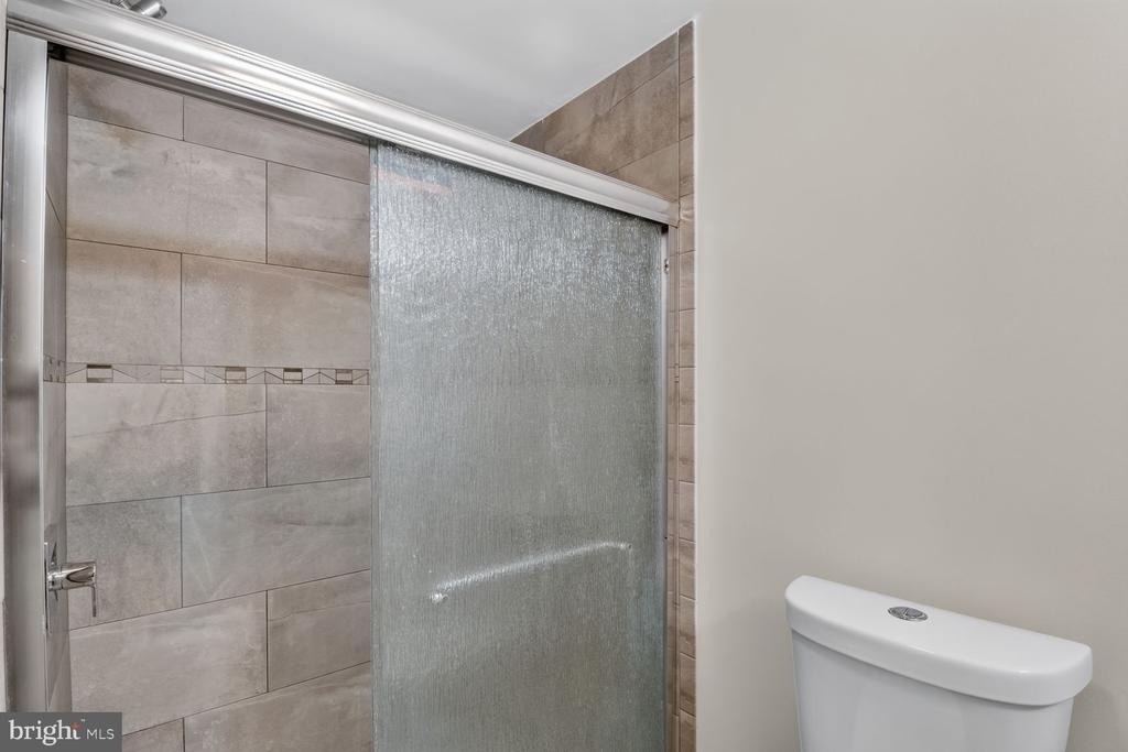 9305 Bathgate Court - Photo 15